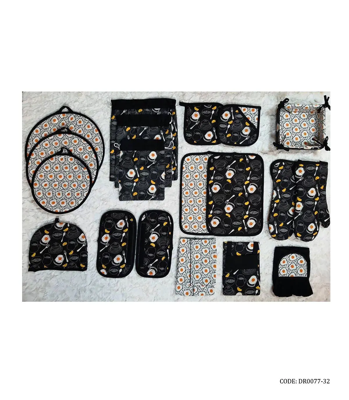 سرویس آشپزخانه عروس- 22 تکه پارچه ای طرح نیمرو