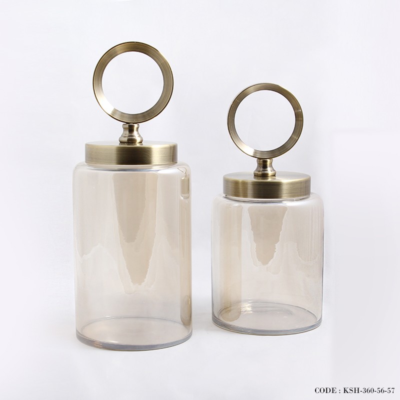 بانکه شیشه ای با درب فلزی دایره ای