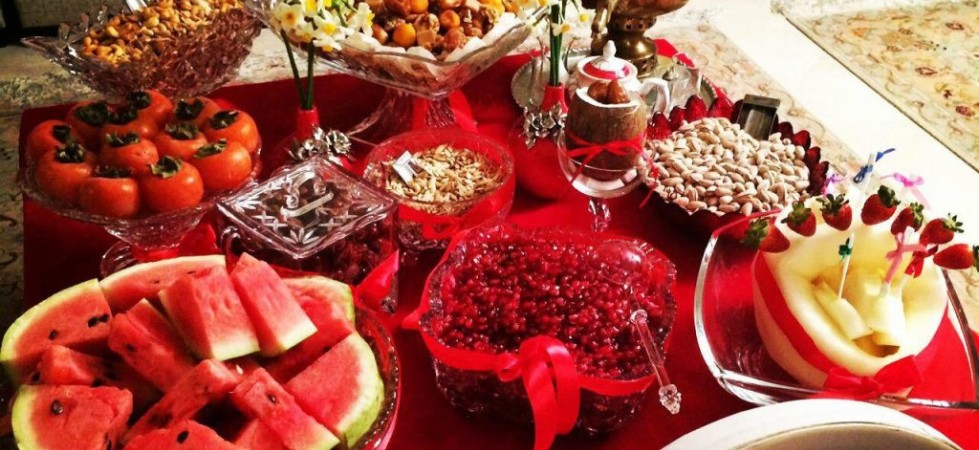 تزیین سفره شب یلدا - ایده های ناب برای تزیین سفره یلدا